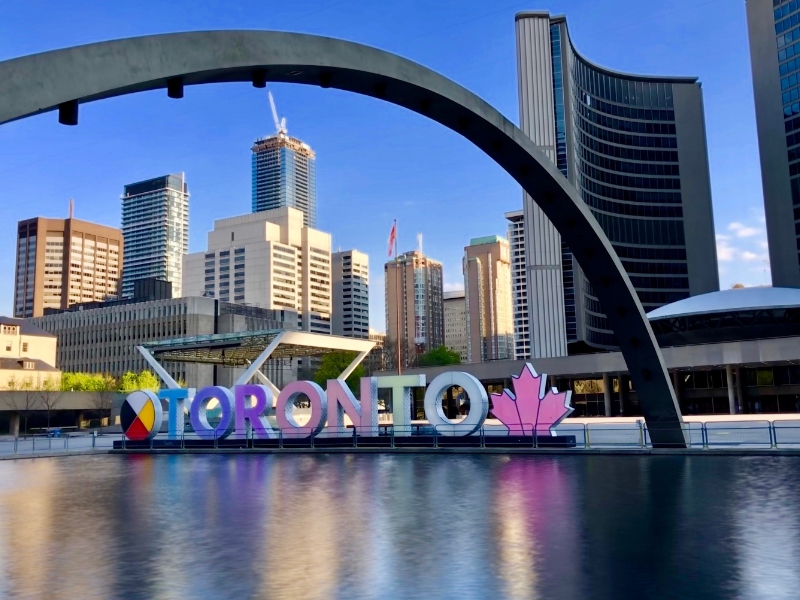 Holiday events and winter markets in Toronto